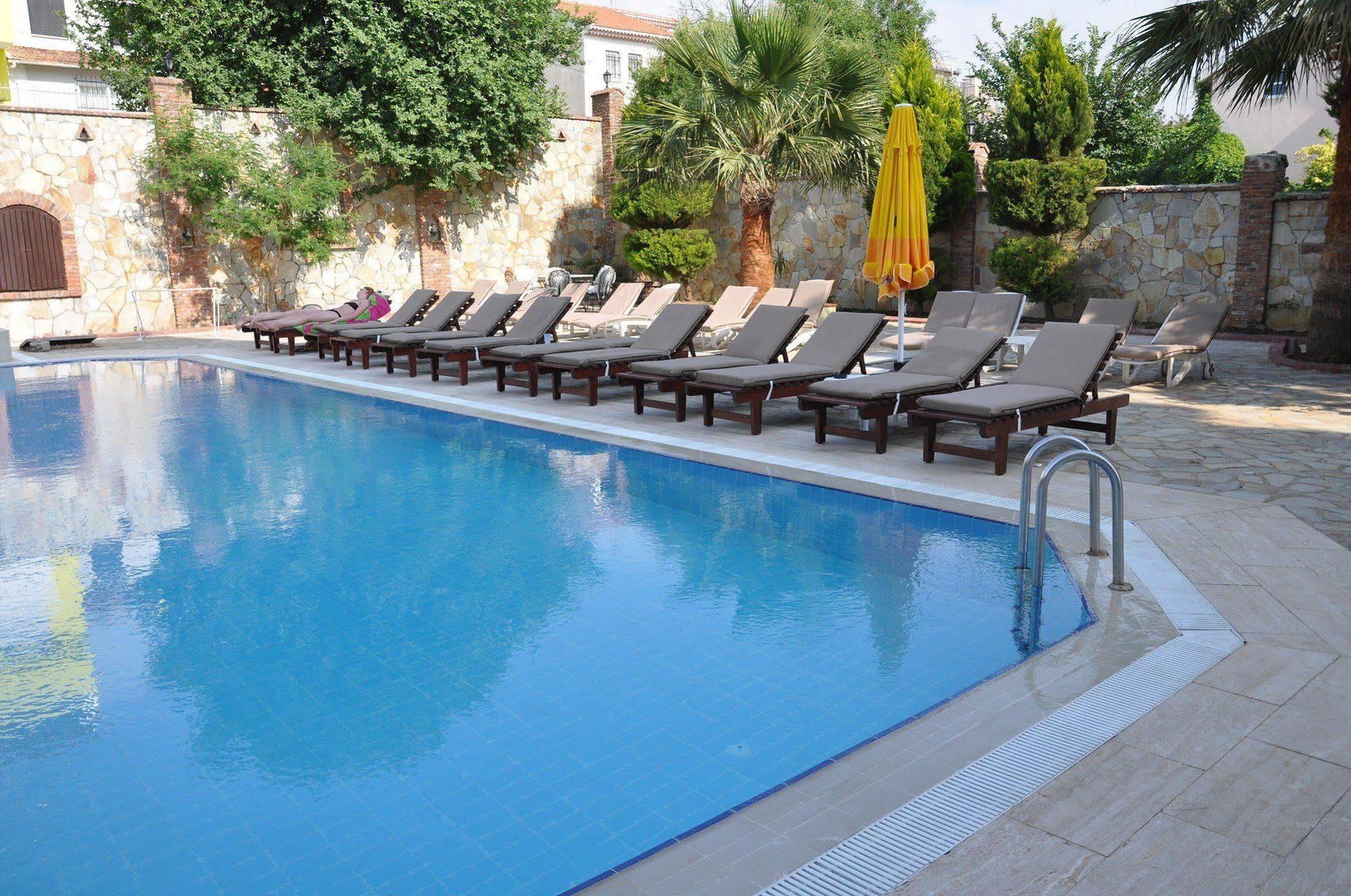 Esat Hotel Kusadası Kültér fotó